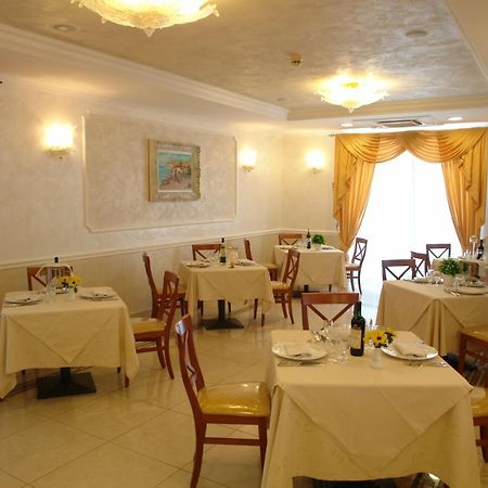 Hotel Di Cosmo سان جيوفاني روتوندو المظهر الخارجي الصورة