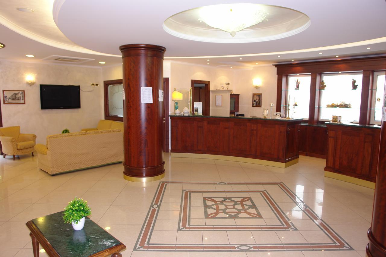 Hotel Di Cosmo سان جيوفاني روتوندو المظهر الخارجي الصورة