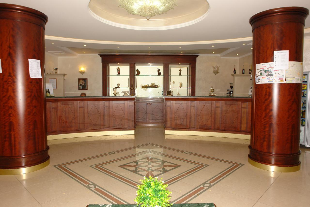 Hotel Di Cosmo سان جيوفاني روتوندو المظهر الخارجي الصورة