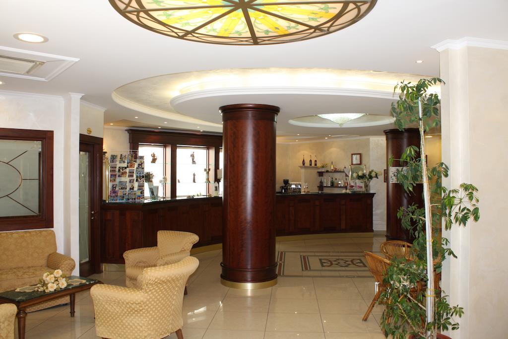 Hotel Di Cosmo سان جيوفاني روتوندو المظهر الخارجي الصورة